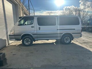 1991 Toyota HiAce H100, белый, 900000 рублей, вид 4