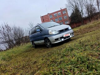 2001 Nissan Serena II (C24), синий, 370000 рублей, вид 2
