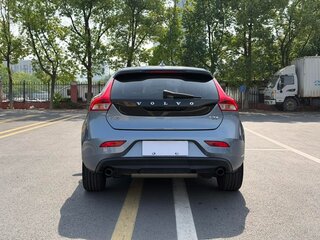 2018 Volvo V40 II Рестайлинг, голубой, 1300000 рублей, вид 5