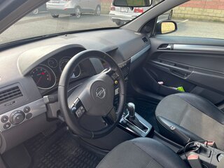 2008 Opel Astra H Рестайлинг, чёрный, 350000 рублей, вид 5