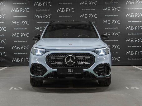 2026 Mercedes-Benz GLB 200 II (X244, X248), зелёный, 8932000 рублей, вид 4