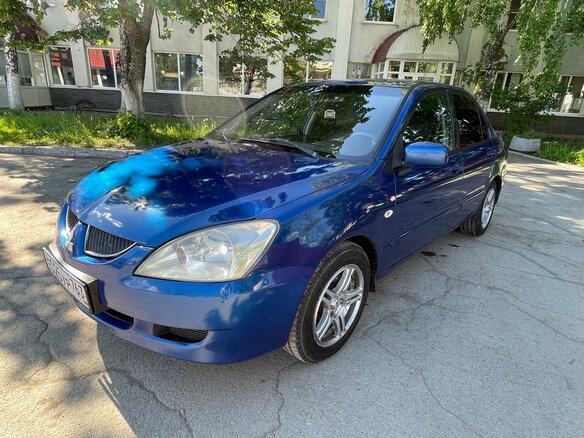 2005 Mitsubishi Lancer IX Рестайлинг, синий, 320000 рублей - вид 2