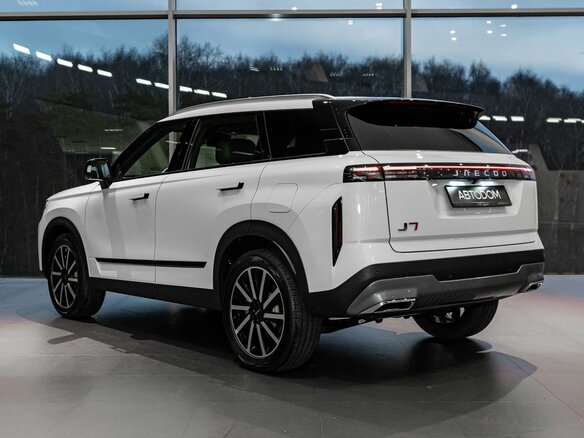 2025 Jaecoo J7 I, белый, 3379000 рублей - вид 3