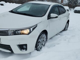2014 Toyota Corolla XI (E160, E170, E180), белый, 1150000 рублей, вид 3