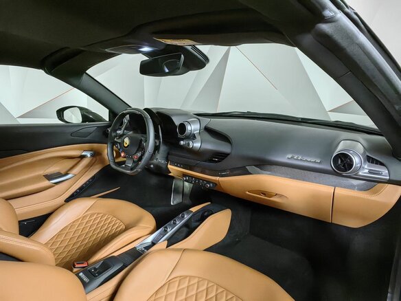 2021 Ferrari F8 Spider, чёрный, 29990000 рублей - вид 11