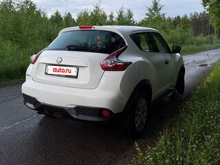 2014 Nissan Juke I Рестайлинг, белый, 1050000 рублей, вид 3