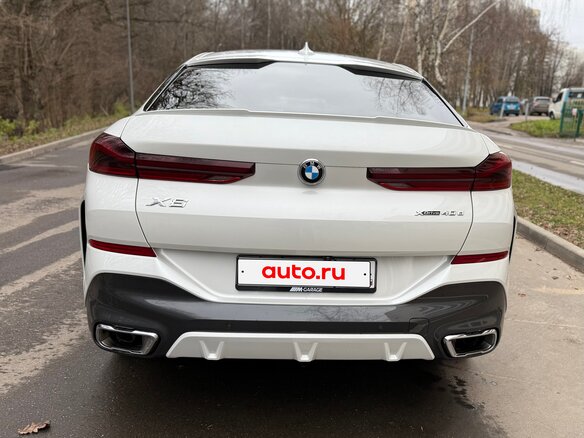 2021 BMW X6 40d III (G06), белый, 6200000 рублей - вид 23