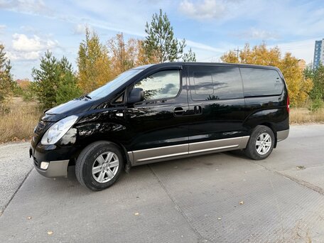 2015 Hyundai H-1, чёрный, 2400000 рублей, вид 1