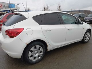 2012 Opel Astra J, белый, 600000 рублей, вид 4