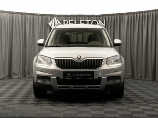 2014 Skoda Yeti I Рестайлинг, серебристый, 1200000 рублей, вид 3