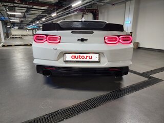 2020 Chevrolet Camaro VI Рестайлинг, белый, 2750000 рублей, вид 4
