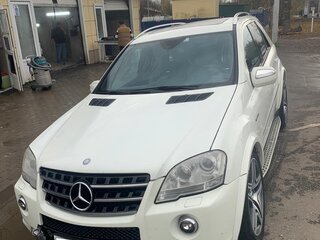 2010 Mercedes-Benz M-Класс AMG 63 AMG II (W164) Рестайлинг, белый, 2100000 рублей, вид 2