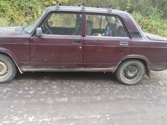 2005 Lada (ВАЗ) 2107, пурпурный, 85000 рублей - вид 1