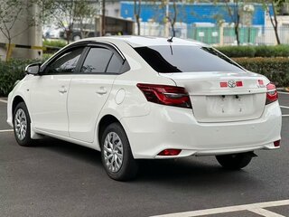 2022 Toyota Vios III Рестайлинг, белый, 1115000 рублей, вид 4
