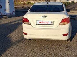 2013 Hyundai Solaris I, белый, 495000 рублей, вид 3