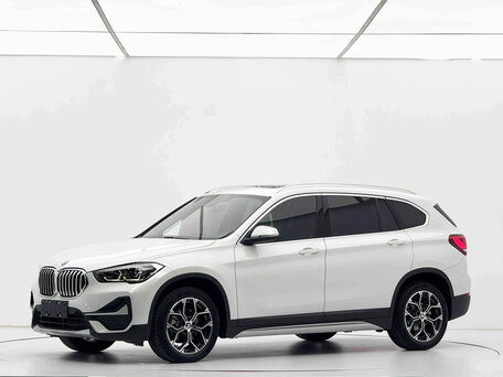 2022 BMW X1 Long 20Li sDrive II (F48) Рестайлинг, белый, 1810000 рублей, вид 1