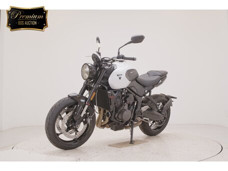 2026 Triumph Trident 660, серый, 1050000 рублей, вид 4