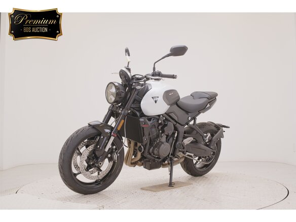 2026 Triumph Trident 660, серый, 1050000 рублей - вид 3