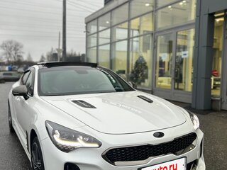 2021 Kia Stinger I Рестайлинг, белый, 3550000 рублей, вид 1