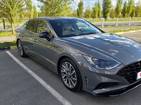 2020 Hyundai Sonata VIII (DN8), серый, 2720000 рублей, вид 5