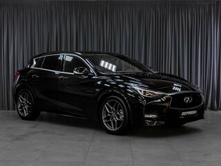Infiniti Q30