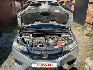 2016 Honda Fit III, серебристый, 700000 рублей, вид 4