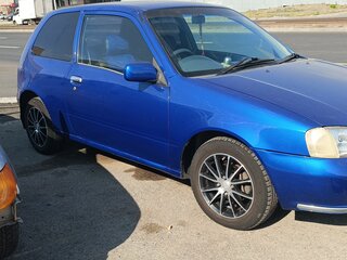 1999 Toyota Starlet V (P90), синий, 425000 рублей, вид 1