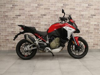 2022 Ducati Multistrada V4, красный, 2256000 рублей, вид 1