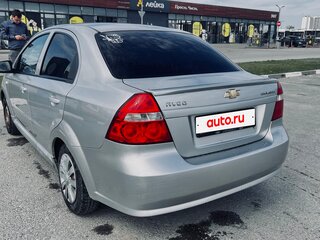 2008 Chevrolet Aveo I Рестайлинг, серебристый, 340000 рублей, вид 4