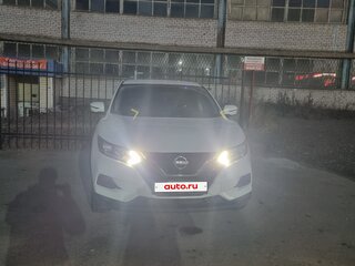 2021 Nissan Qashqai II Рестайлинг, белый, 1750000 рублей, вид 2