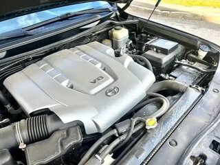 2007 Toyota Land Cruiser 200 Series, чёрный, 2700000 рублей, вид 2