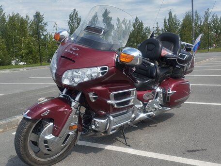 2005 Honda GL 1800 Gold Wing, пурпурный, 1090000 рублей, вид 4