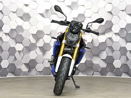 2023 BMW F 900 R, белый, 899000 рублей, вид 5