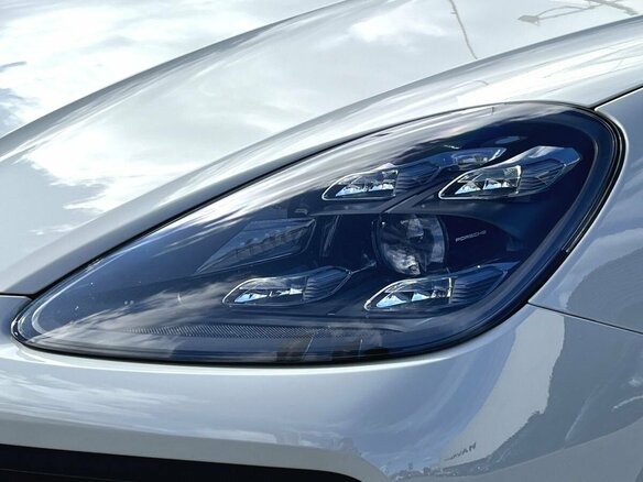 2021 Porsche Cayenne III, серый, 7390000 рублей - вид 12