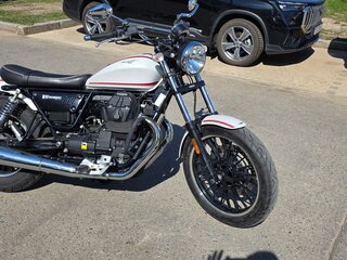 2017 Moto Guzzi V 9, белый, 620000 рублей, вид 3