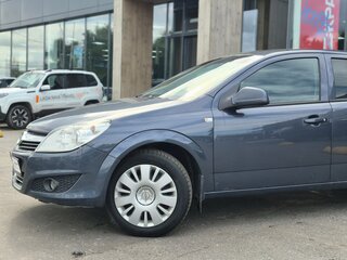 2010 Opel Astra H Рестайлинг, чёрный, 449000 рублей, вид 2