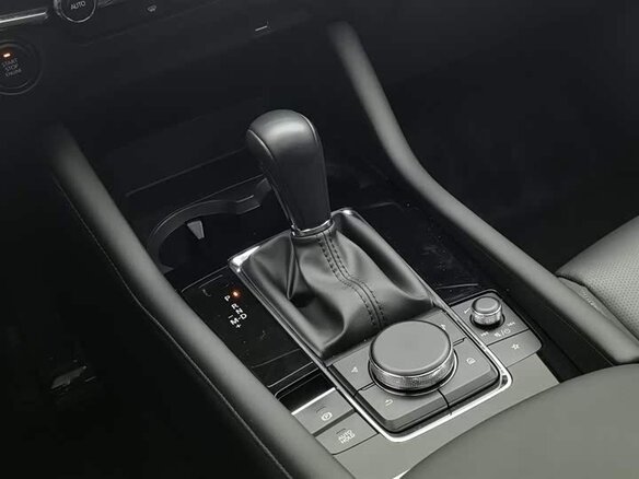 2024 Mazda 3 Axela IV (BP), белый, 2000000 рублей - вид 17
