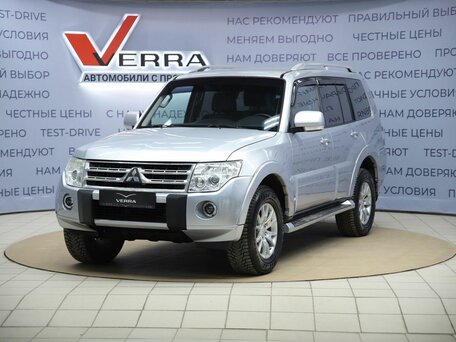 2011 Mitsubishi Pajero IV Рестайлинг 1, серебристый, 1250000 рублей, вид 1