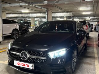2018 Mercedes-Benz A-Класс 200 IV (W177), чёрный, 2325000 рублей, вид 3