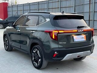 2023 Kia Seltos I Рестайлинг, серый, 1800000 рублей, вид 5
