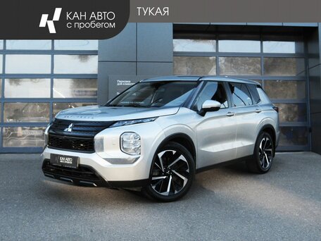 Mitsubishi Outlander IV