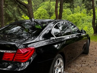 2009 BMW 7 серии 730d V (F01/F02/F04), чёрный, 1400000 рублей, вид 4