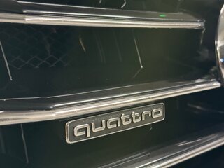 2018 Audi A6 IV (C7) Рестайлинг, чёрный, 3200000 рублей, вид 4