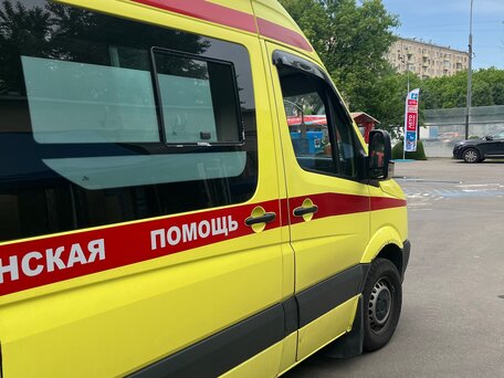 2012 Volkswagen Crafter, жёлтый, 1500000 рублей, вид 2