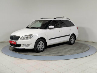2011 Skoda Fabia II Рестайлинг, белый, 749900 рублей, вид 4