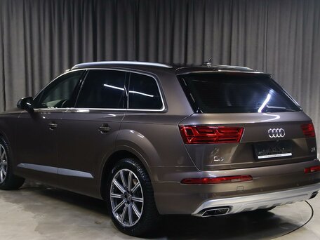 2016 Audi Q7 II (4M), коричневый, 3149000 рублей, вид 4