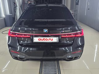 2020 BMW 7 серии Long M760Li xDrive VI (G11/G12) Рестайлинг, чёрный, 8500000 рублей, вид 4