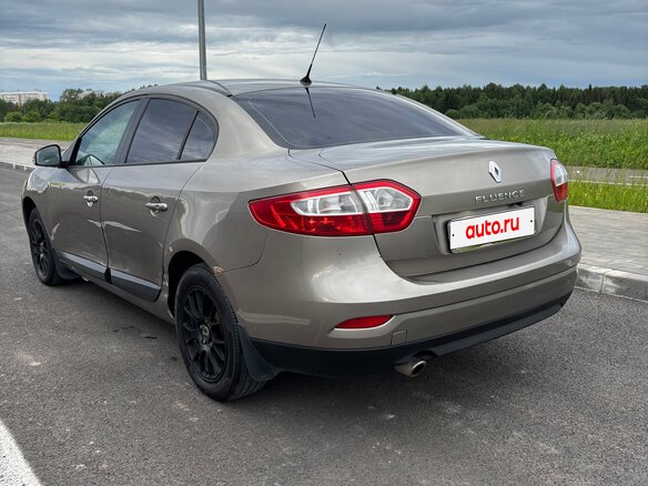 2011 Renault Fluence I, бежевый, 429000 рублей - вид 9