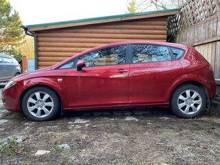 2008 SEAT Leon II, красный, 400000 рублей, вид 4