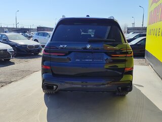 2025 BMW X7 40d I (G07) Рестайлинг, чёрный, 19990000 рублей, вид 5
